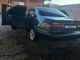 Toyota Camry 1998 годаүшін3 600 000 тг. в Актау – фото 5