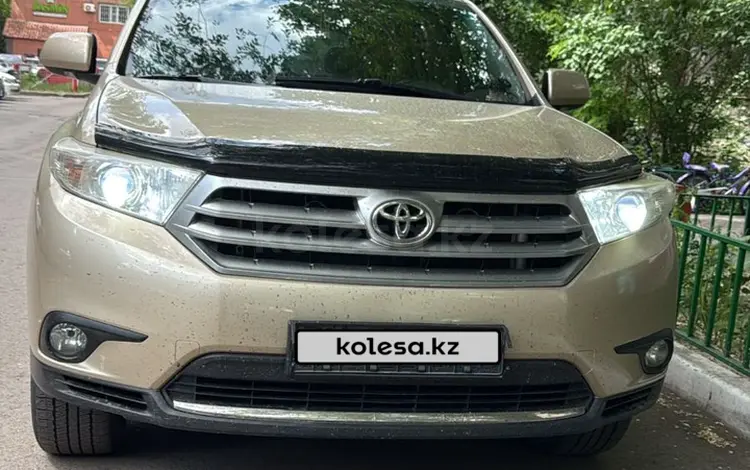Toyota Highlander 2012 года за 14 200 000 тг. в Астана