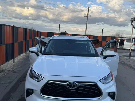 Toyota Highlander 2022 года за 40 000 000 тг. в Уральск – фото 8