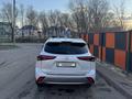 Toyota Highlander 2022 года за 40 000 000 тг. в Уральск – фото 10