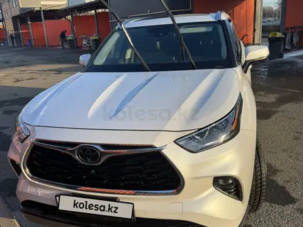 Toyota Highlander 2022 года за 40 000 000 тг. в Уральск – фото 11