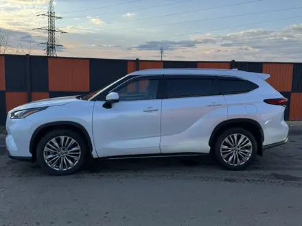 Toyota Highlander 2022 года за 40 000 000 тг. в Уральск – фото 13