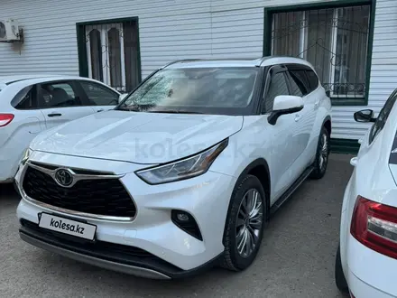 Toyota Highlander 2022 года за 40 000 000 тг. в Уральск – фото 20