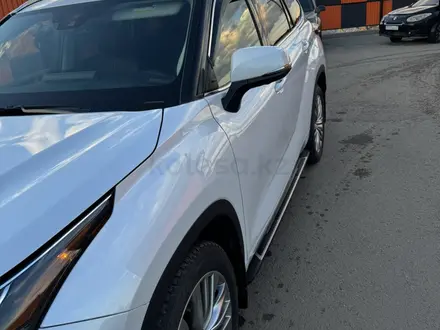 Toyota Highlander 2022 года за 40 000 000 тг. в Уральск – фото 5