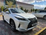 Lexus RX 350 2022 года за 28 000 000 тг. в Актобе – фото 2