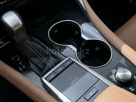 Lexus RX 350 2022 года за 28 000 000 тг. в Актобе – фото 8