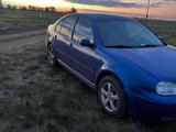 Volkswagen Jetta 2001 года за 1 800 000 тг. в Уральск – фото 2