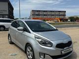 Kia Carens 2014 года за 5 500 000 тг. в Актау – фото 2