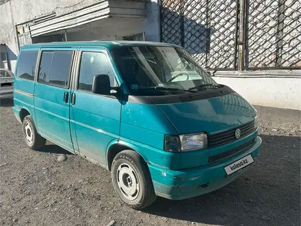 Volkswagen Multivan 1994 года за 2 500 000 тг. в Караганда