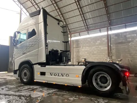 Volvo  FH 13 460 evro 6 2017 года за 35 000 000 тг. в Шымкент – фото 10