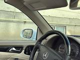 Mercedes-Benz CLK 320 1998 года за 5 500 000 тг. в Астана – фото 4