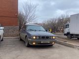 BMW 520 1995 года за 1 700 000 тг. в Астана – фото 4