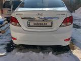 Hyundai Solaris 2013 годаүшін6 200 000 тг. в Алматы – фото 4