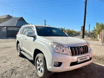 Toyota Land Cruiser Prado 2012 года за 14 700 000 тг. в Семей