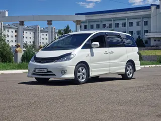 Toyota Estima, 2005