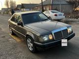 Mercedes-Benz E 200 1989 года за 900 000 тг. в Шу