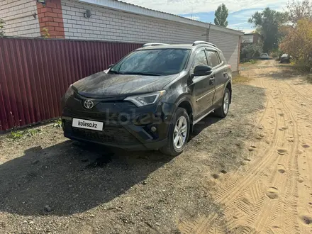 Toyota RAV4 2014 года за 9 000 000 тг. в Актобе