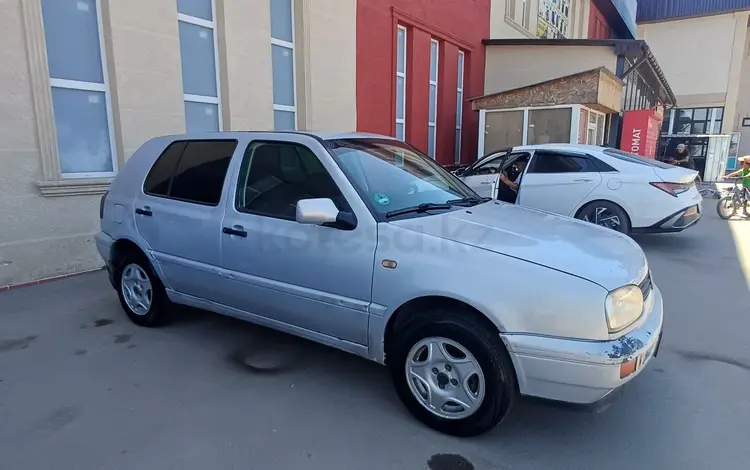 Volkswagen Golf 1997 годаүшін1 100 000 тг. в Алматы