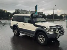 Mitsubishi Pajero, 1992