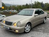 Mercedes-Benz E 280 2001 года за 4 300 000 тг. в Шымкент