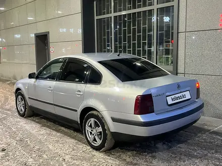 Volkswagen Passat 1997 года за 1 700 000 тг. в Павлодар – фото 3