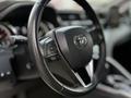 Toyota Camry 2019 года за 16 500 000 тг. в Алматы – фото 15
