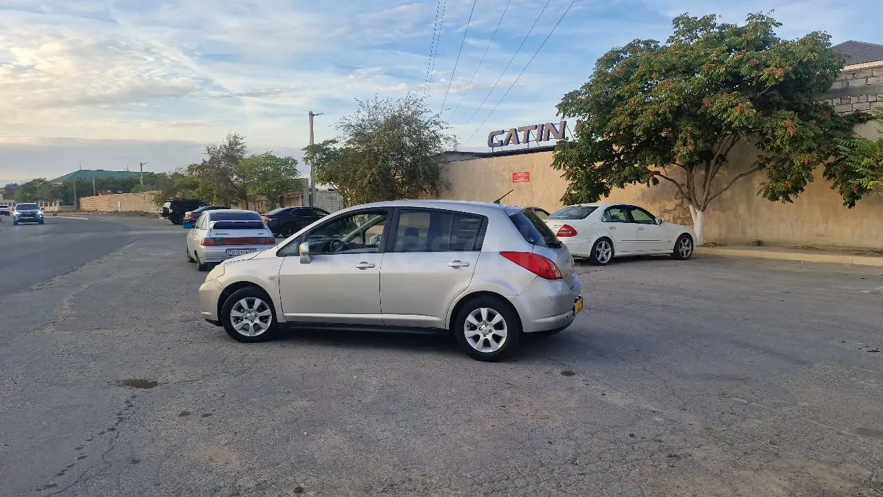 Nissan Tiida, 2006