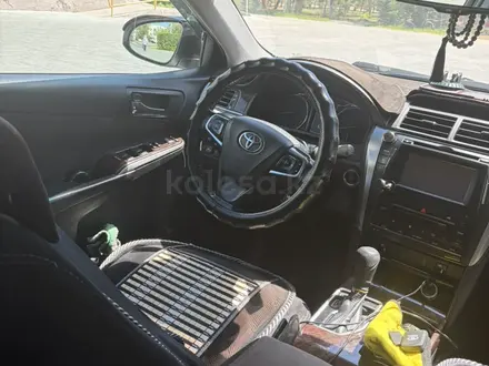 Toyota Camry 2016 года за 9 500 000 тг. в Павлодар – фото 15