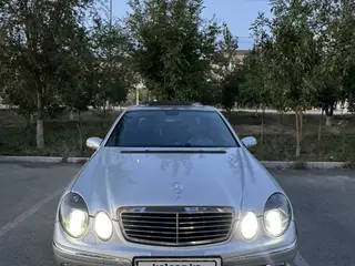 Mercedes-Benz E-Class, 2002