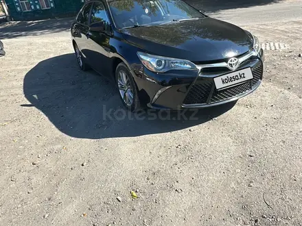 Toyota Camry 2015 года за 8 700 000 тг. в Семей