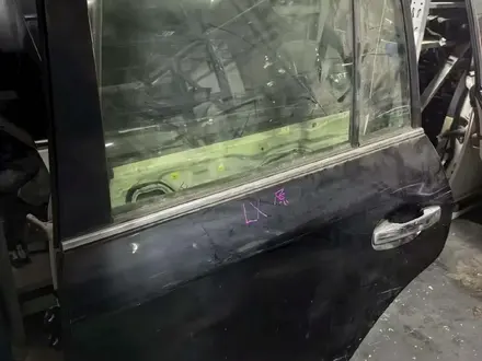 LX570, задняя левая дверь за 1 000 тг. в Караганда