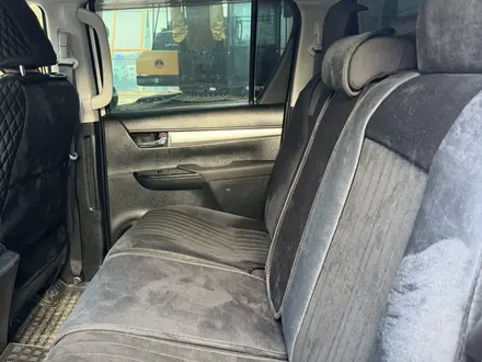 Toyota Hilux 2021 года за 23 700 000 тг. в Алматы – фото 2