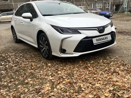 Toyota Corolla 2022 года за 12 200 000 тг. в Усть-Каменогорск – фото 2