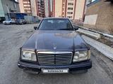 Mercedes-Benz E 220 1994 года за 1 600 000 тг. в Караганда – фото 2