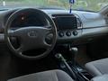 Toyota Camry 2002 года за 3 650 000 тг. в Астана – фото 11