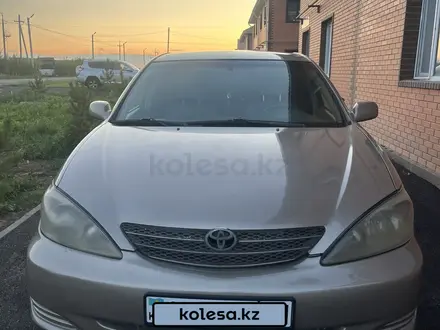 Toyota Camry 2002 года за 3 650 000 тг. в Астана – фото 2
