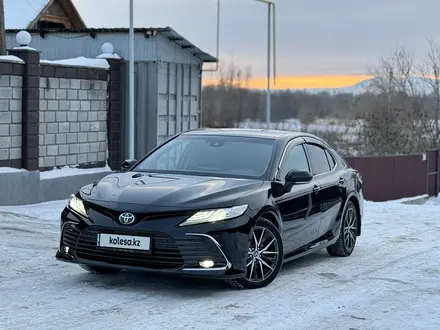 Toyota Camry 2021 года за 18 000 000 тг. в Алматы – фото 3