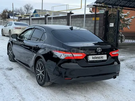 Toyota Camry 2021 года за 18 000 000 тг. в Алматы – фото 8