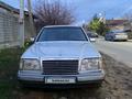 Mercedes-Benz E 200 1993 года за 1 600 000 тг. в Шымкент
