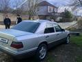 Mercedes-Benz E 200 1993 года за 1 600 000 тг. в Шымкент – фото 2