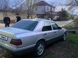 Mercedes-Benz E 200 1993 годаүшін1 600 000 тг. в Шымкент – фото 2