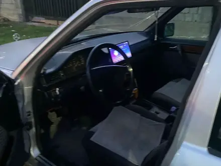 Mercedes-Benz E 200 1993 года за 1 600 000 тг. в Шымкент – фото 6