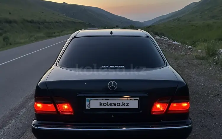 Mercedes-Benz E 220 2002 годаүшін3 000 000 тг. в Алматы
