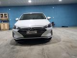 Hyundai Elantra 2019 года за 3 825 000 тг. в Уральск – фото 5