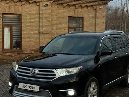 Toyota Highlander 2011 года за 11 500 000 тг. в Шымкент