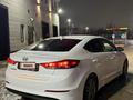 Hyundai Elantra 2016 годаfor4 990 000 тг. в Уральск – фото 2