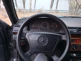 Mercedes-Benz E 260 1991 годаүшін1 350 000 тг. в Караганда – фото 4