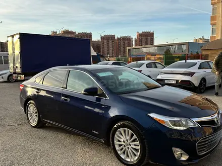Toyota Avalon 2014 года за 7 000 000 тг. в Атырау