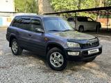 Toyota RAV4 1997 года за 3 900 000 тг. в Алматы – фото 2