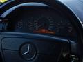 Mercedes-Benz E 320 1997 годаfor4 000 000 тг. в Атырау – фото 3